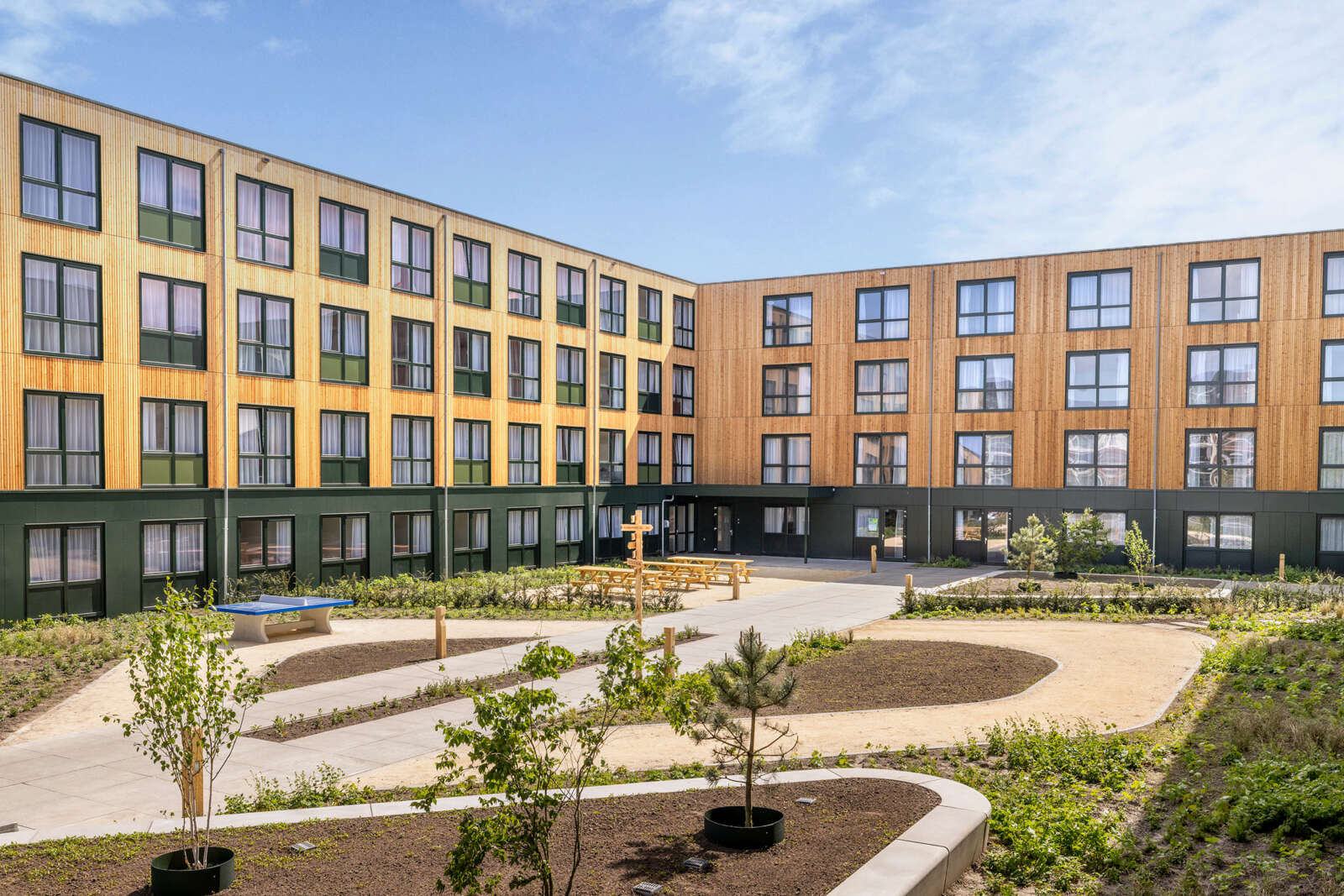 180 tijdelijke woningen in Tilburg opgeleverd door Daiwa House