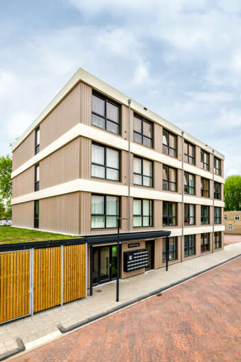 62 woningen opgeleverd aan de Educalaan in Dronten